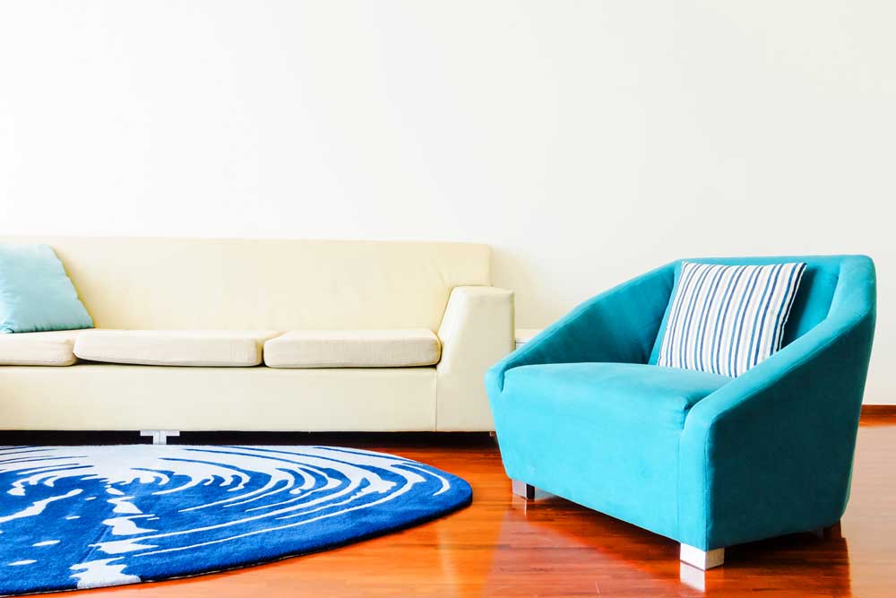 Kanapa do małego salonu – jaką wybrać?