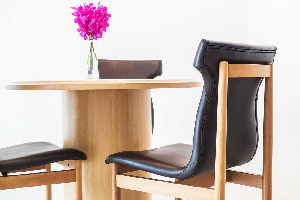 Jaki stół wybrać do jadalni?