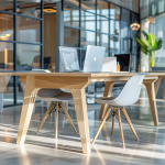 Jakie stoły z funkcją rozkładania najlepiej nadają się do coworkingu